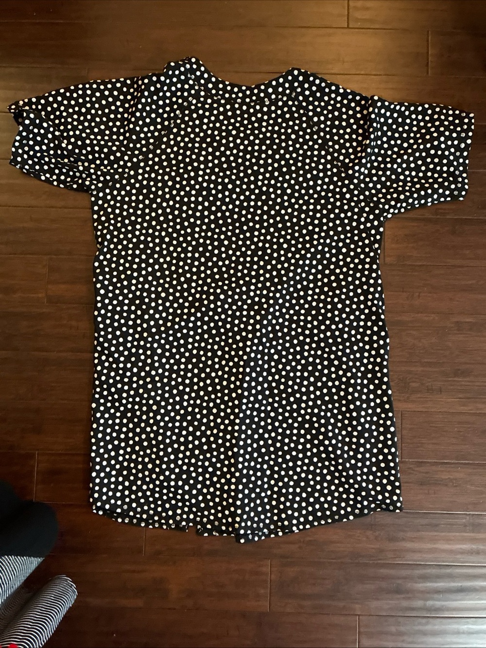 Dreams & Co. Plus 24W Black & White Polka Dot Short Sleeve Beach Cover Up Zip up - Picture 7 of 16